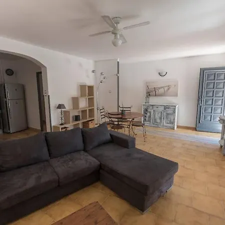 Apartment Grand Rez De Villa, Proche D'ajaccio
